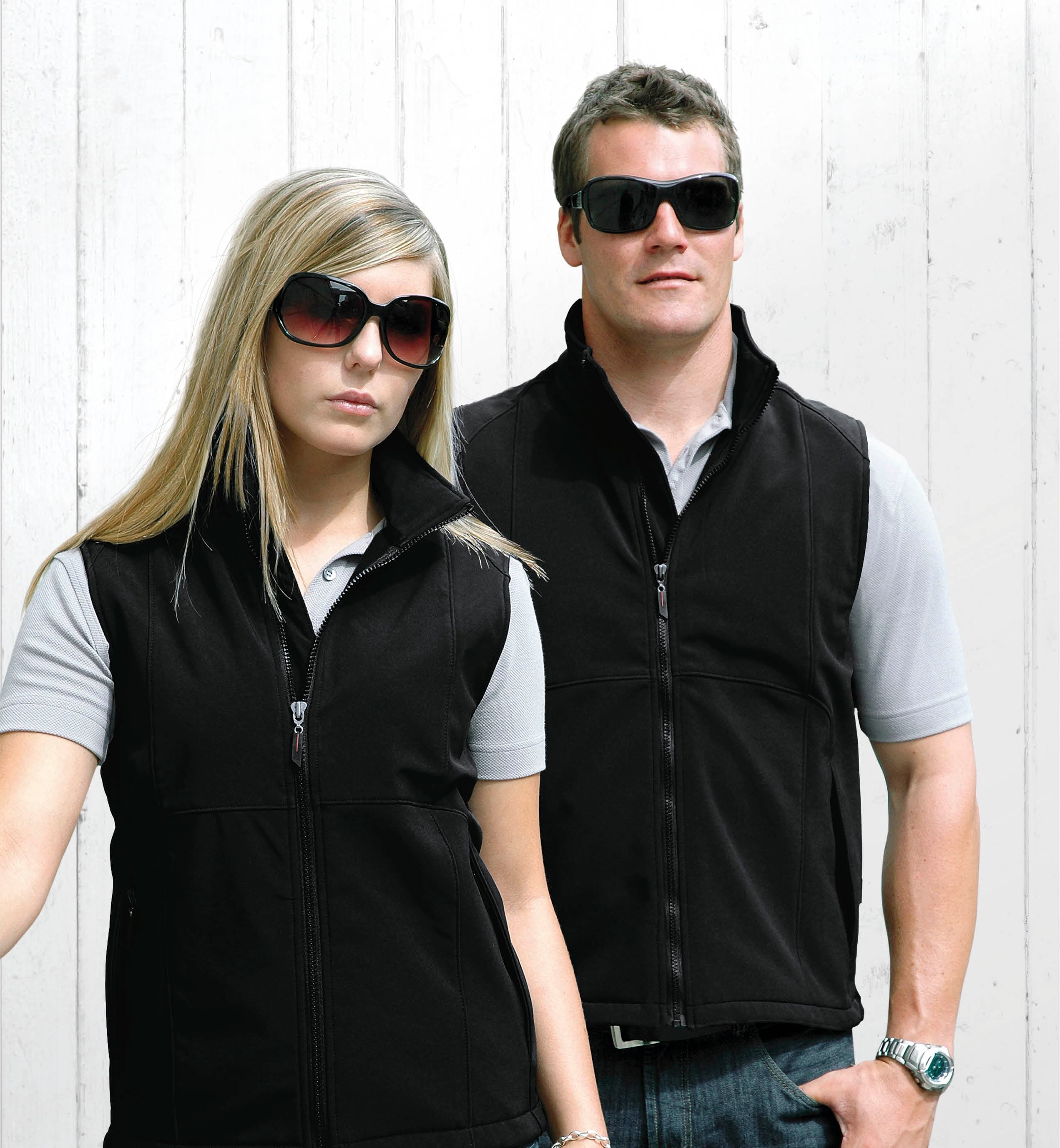 Summit Vest — Black